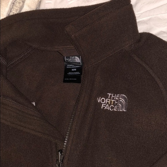 The North Face brown fleece - Picture 2 of 3
